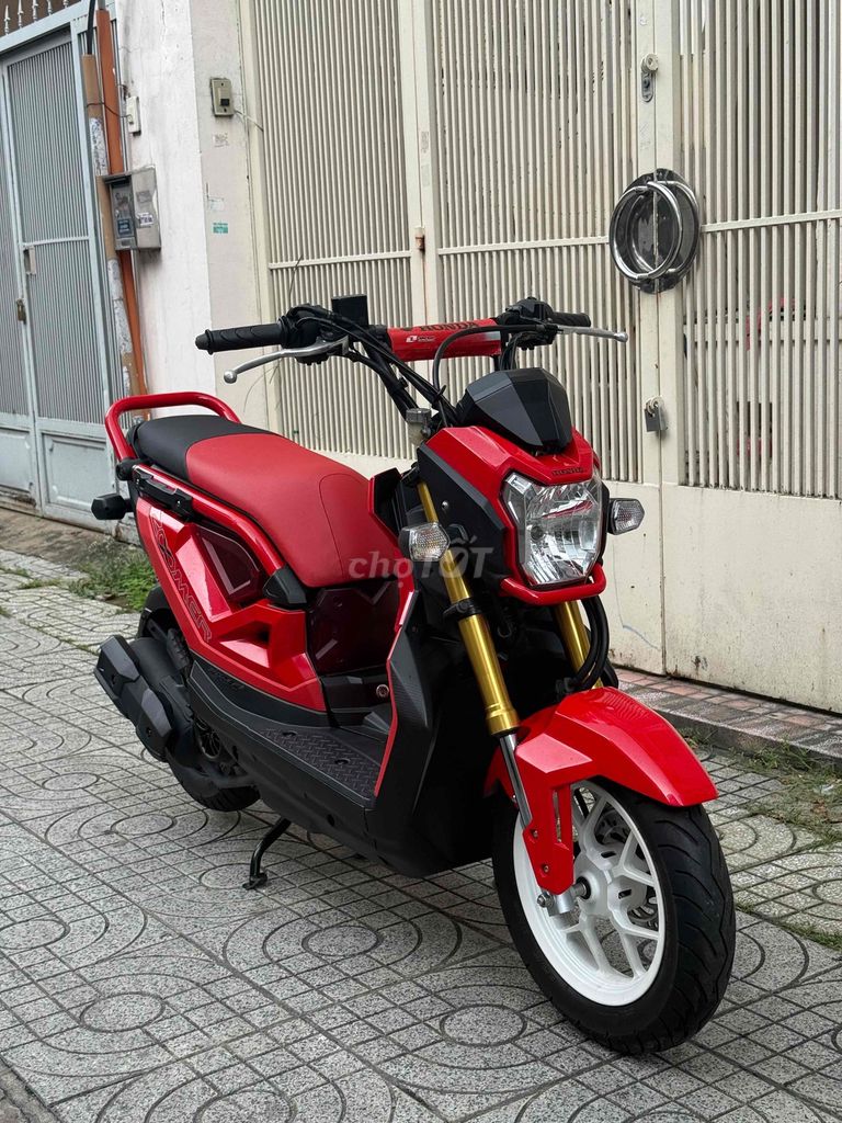 Honda Zoomer X 2018 Красный Таиланд