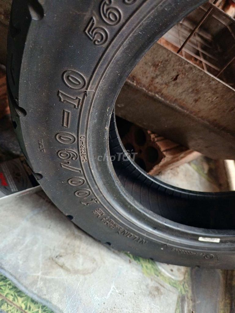 Vỏ xe máy Lead Cao su 100/90-10. Mua bán Phụ tùng xe tại Thành phố Dĩ An Bình Dương được đăng bởi Tiến Đạt90 hình 2