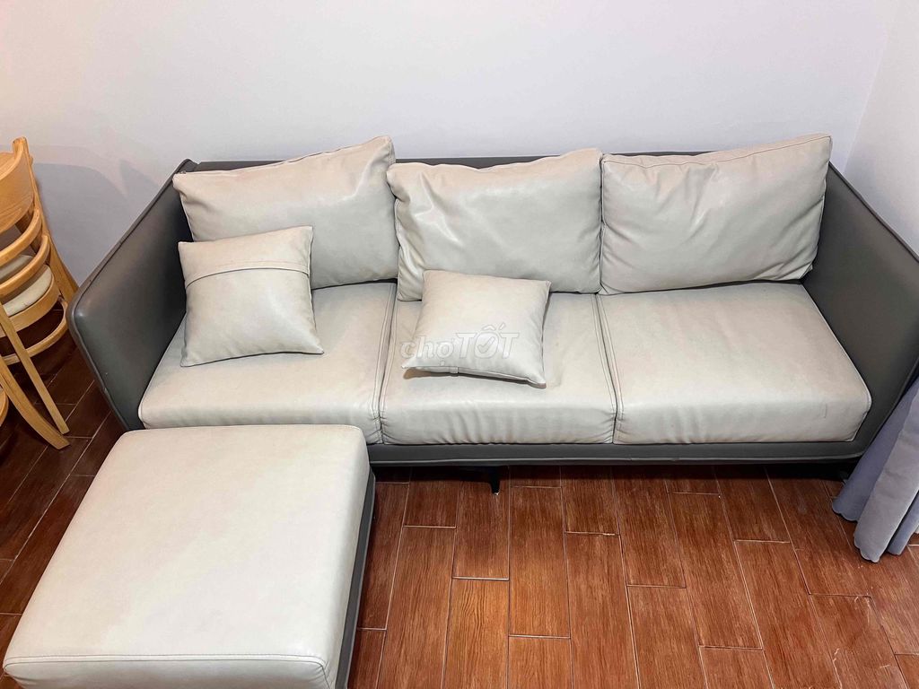 thanh lý bộ sofa mua mới 7tr5 giờ bán 2tr7