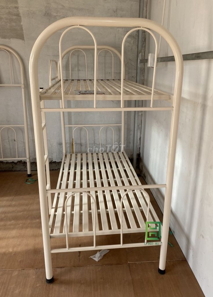 Giường tầng sắt ống tròn 1m x 2m - Giường tầng. Mua bán Giường, chăn ga gối nệm tại Thành phố Dĩ An Bình Dương được đăng bởi LÊ VĂN HÙNG hình 1