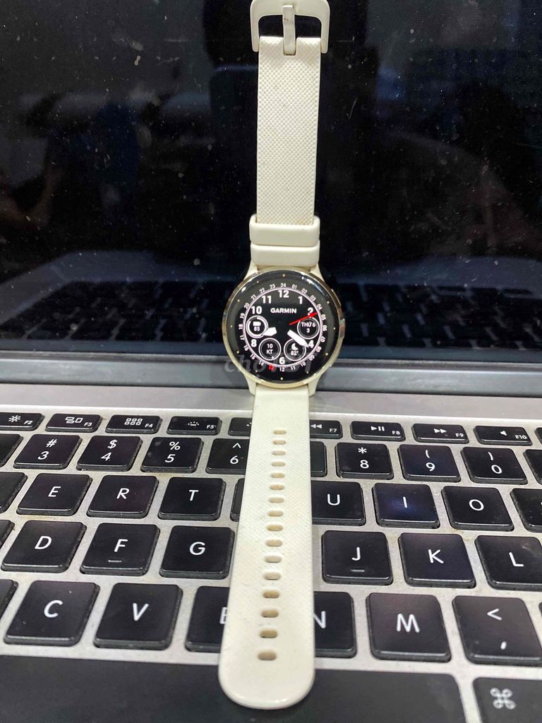 Garmin Venu 3s Trắng. Mua bán Thiết bị đeo thông minh tại Quận Bình Tân Tp Hồ Chí Minh được đăng bởi Toni Sunny hình 1