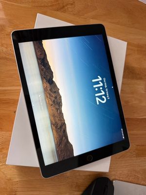 iPad Gen 9 chính hãng. Mua bán Máy tính bảng tại Quận Gò Vấp Tp Hồ Chí Minh được đăng bởi Tam Tran