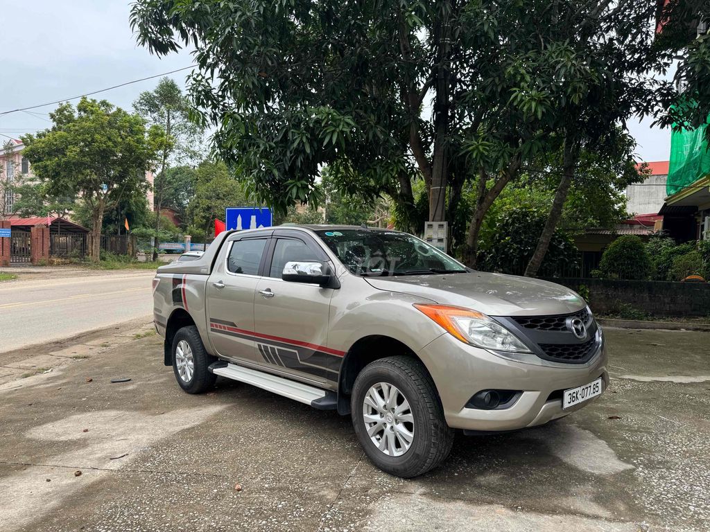 Mazda BT 50 2015 2.2L 4x2 AT số tự động. Mua bán Ô tô tại Huyện Thạch Thành Thanh Hóa được đăng bởi Phạm Nam hình 12