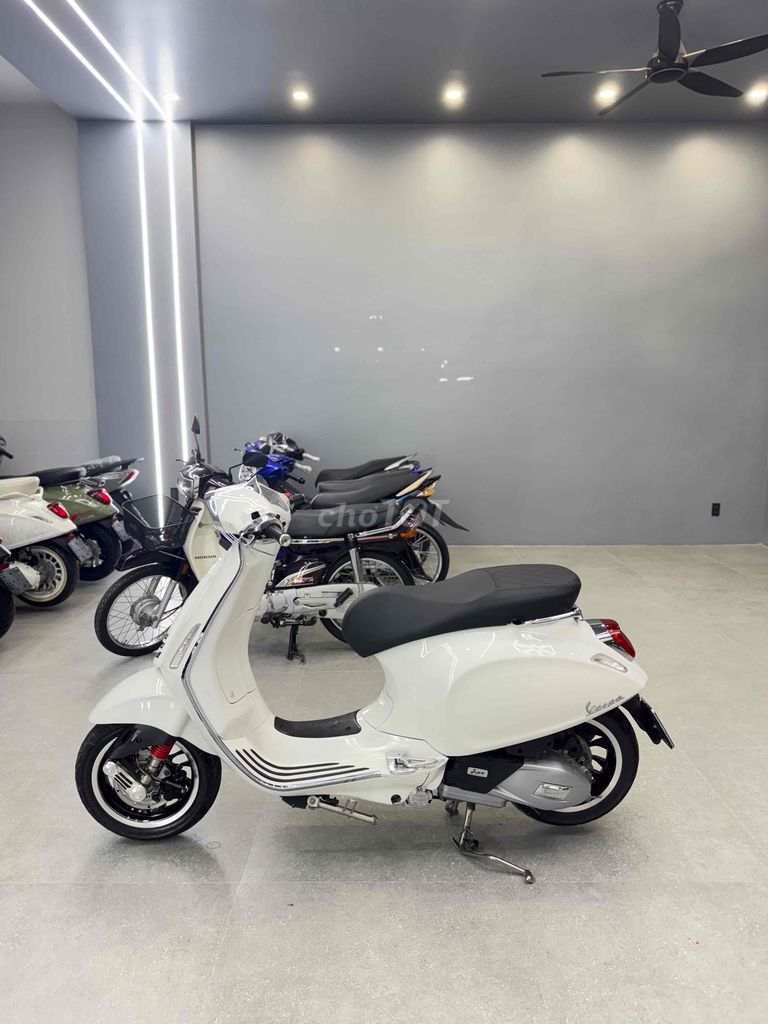 VespaSprint125 Abs Trắng Crom nguyên rin cực đẹp. Mua bán Xe máy tại Quận Cái Răng Cần Thơ được đăng bởi Cửa Hàng Xe Máy Quang Sang hình 3