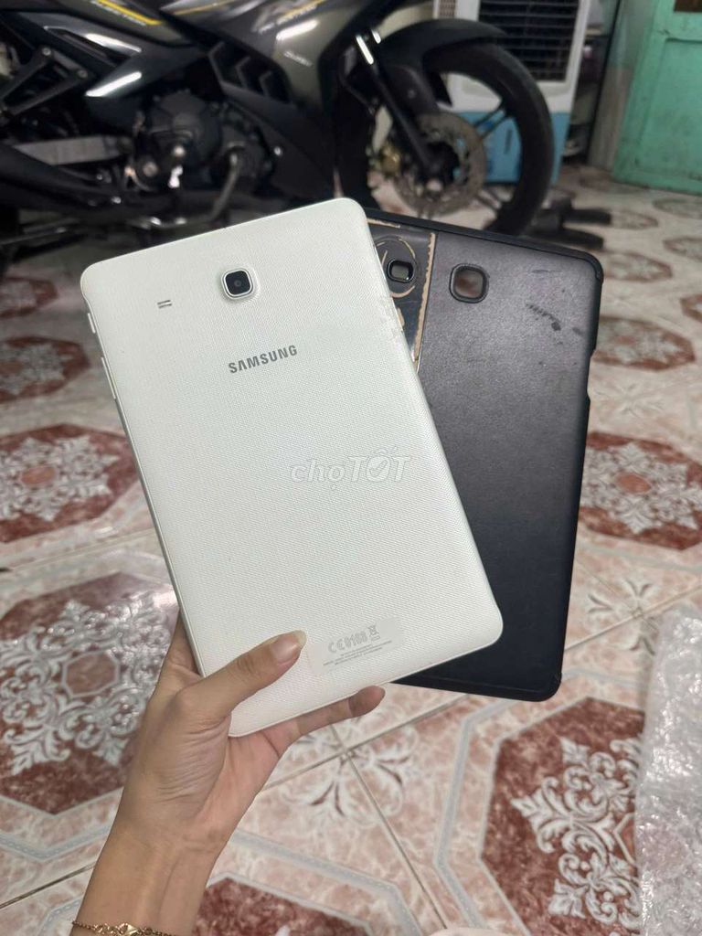 SS tab E, 8g, sim sóng ok. Mua bán Máy tính bảng tại Thành phố Thủ Dầu Một Bình Dương được đăng bởi Phước Mobile hình 1