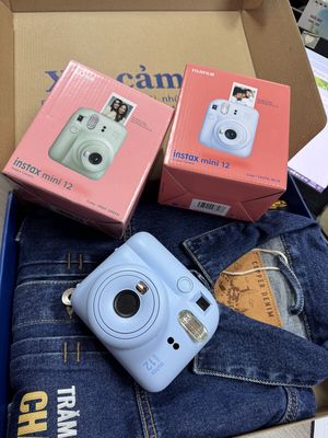 Máy ảnh Fujifilm Instax Camera Mini 12 mới 100%. Mua bán Máy ảnh, Máy quay tại Quận Bình Thạnh Tp Hồ Chí Minh được đăng bởi Uye Quy