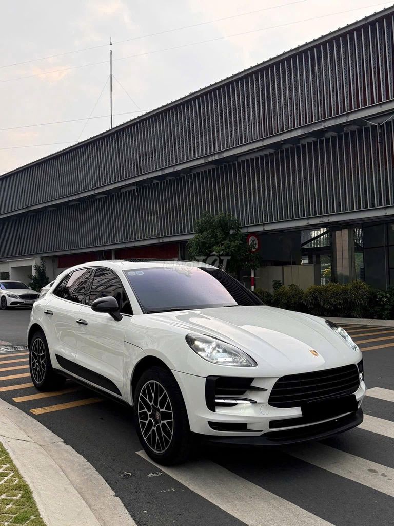 Porsche Macan 2018 2.0 AT - 52000 km