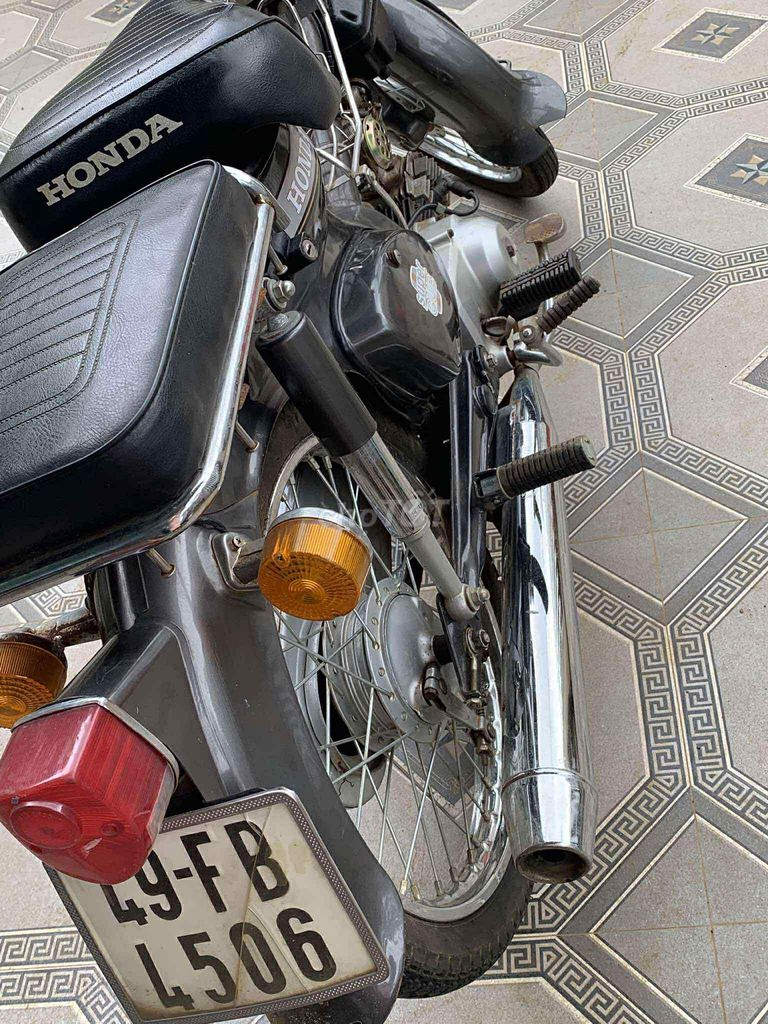 Bộ máy xe tốt tu sửa đi đc 1 năm h ko đi nên bán. Mua bán Xe máy tại Huyện Bảo Lâm Lâm Đồng được đăng bởi Tên chưa cung cấp hình 3