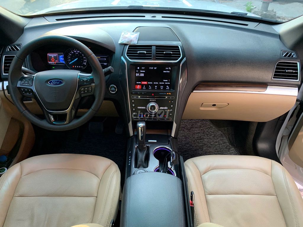 Ford Explorer Limited 2.3L EcoBoost 2017 đk 2018. Mua bán Ô tô tại Quận Long Biên Hà Nội được đăng bởi AUTO TÂN HƯNG THỊNH hình 8