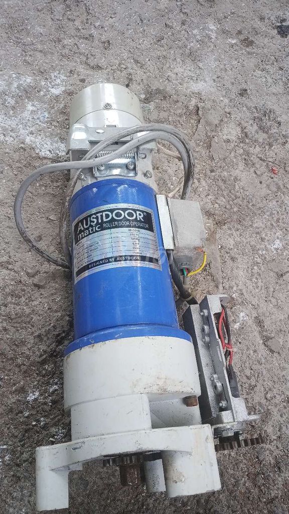 Motor cửa cuốn AUSTDOOR AK-300D. Mua bán Đồ chuyên dụng, Giống nuôi trồng tại Quận Tân Phú Tp Hồ Chí Minh được đăng bởi Motor cửa cuốn  hình 1
