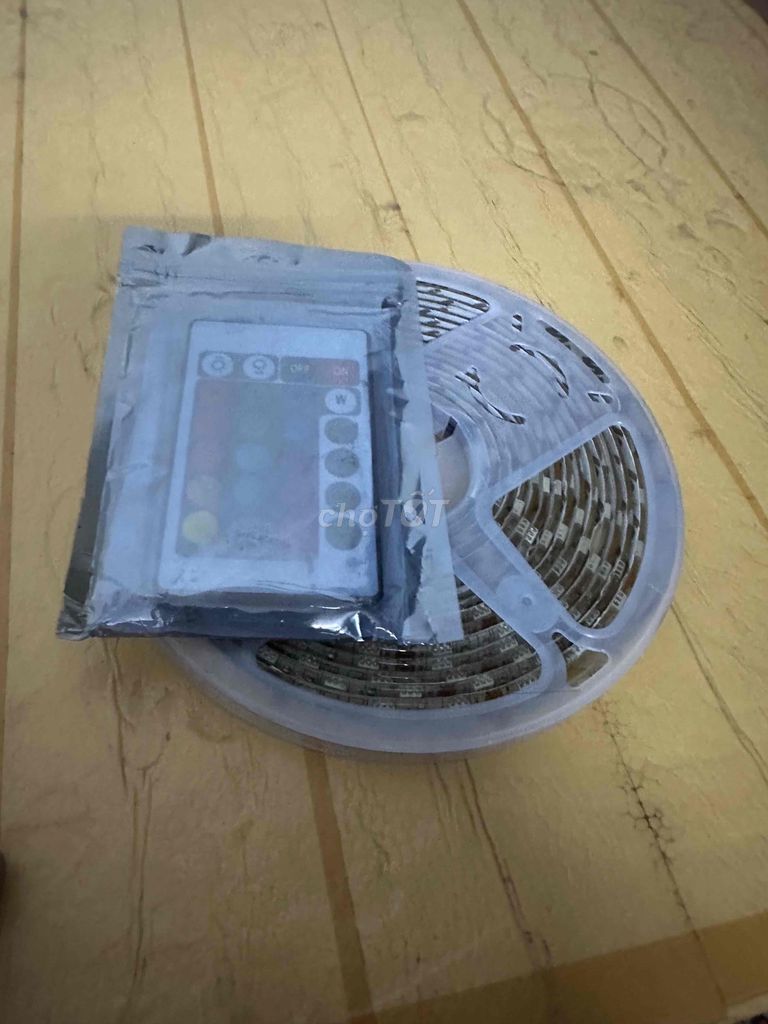 Đèn LED dây đa màu. Mua bán Đèn tại Thành phố Thủ Đức Tp Hồ Chí Minh được đăng bởi thời gian hình 1