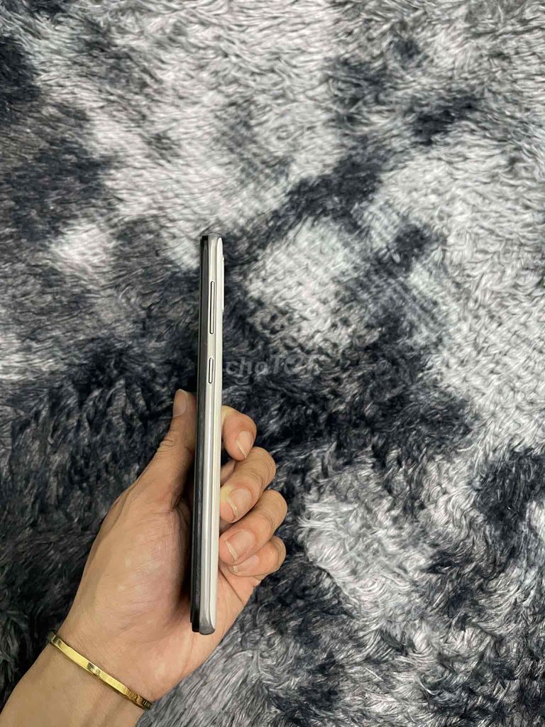 Samsung Galaxy A50 Trắng 64GB. Mua bán Điện thoại tại Huyện Bình Chánh Tp Hồ Chí Minh được đăng bởi Nguyễn Hoàng Như Ý hình 1
