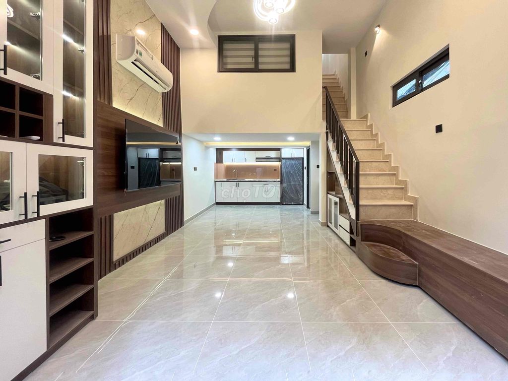Аренда · 2 комн. · 35 м² · Quận 1, ул. Đường Võ Văn Kiệt