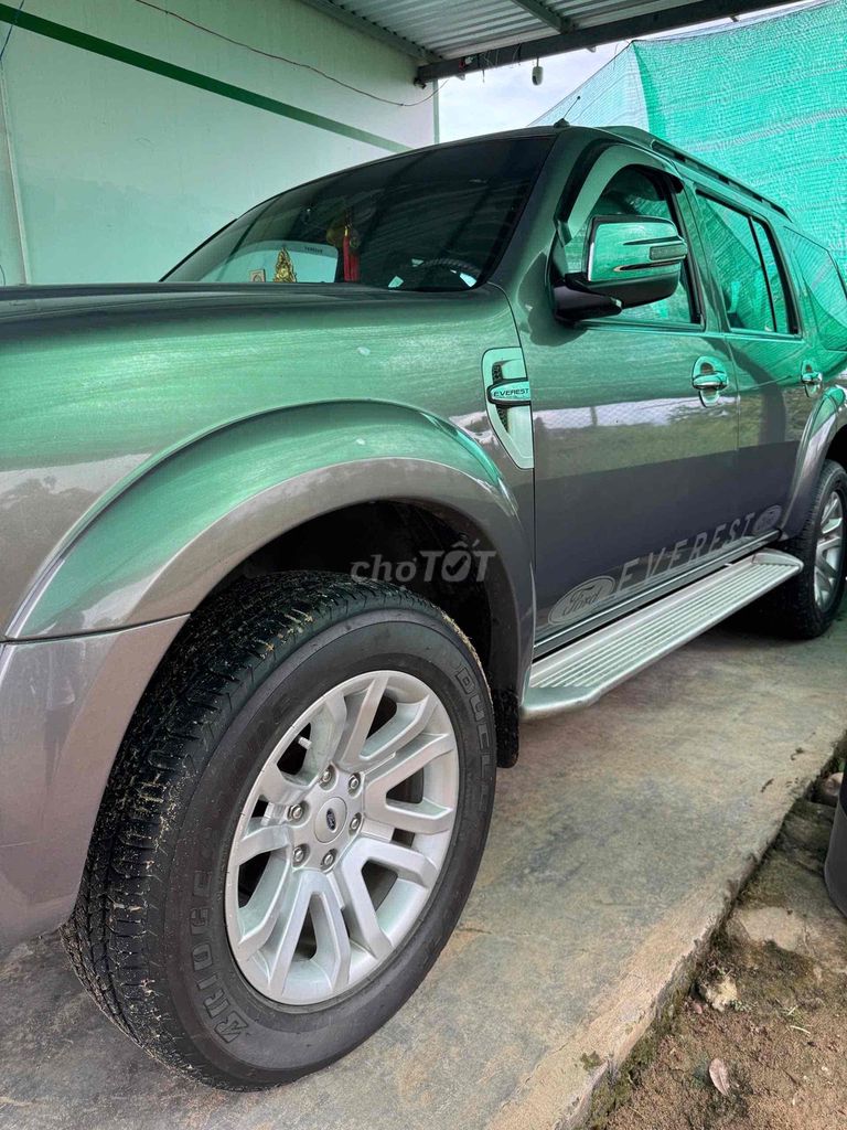 Ford Everest 2015 2.5L 4x2 MT - Khó Có Đối Thủ. Mua bán Ô tô tại Thành phố Phan Thiết Bình Thuận được đăng bởi Tuấn Ôtô Bình Thuận hình 3