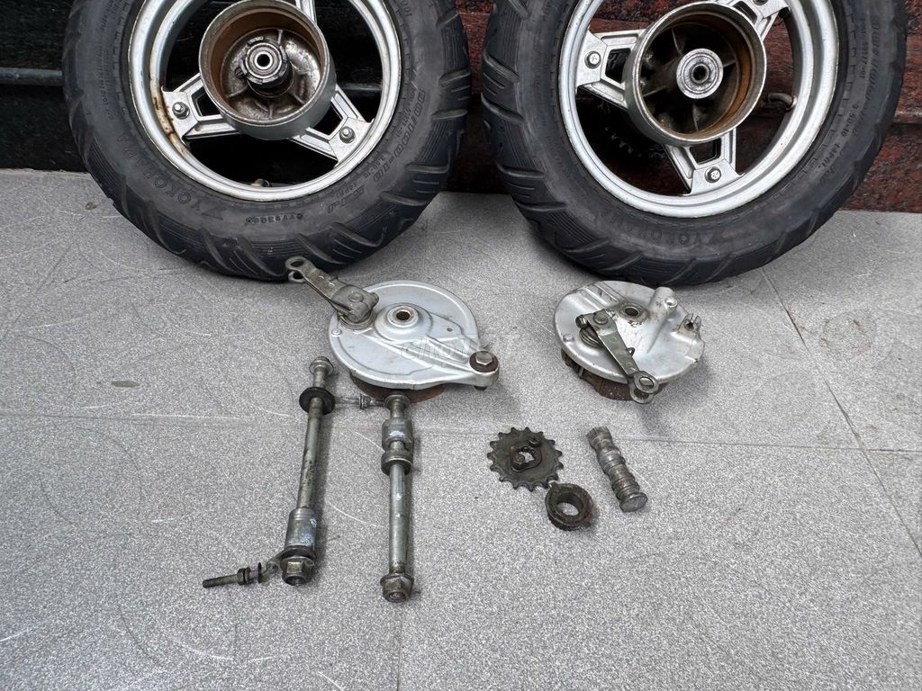 Bánh xe máy Honda Chaly 84 mới. Mua bán Phụ tùng xe tại Thành phố Mỹ Tho Tiền Giang được đăng bởi Cậu Bé Tóc Xoăn hình 8