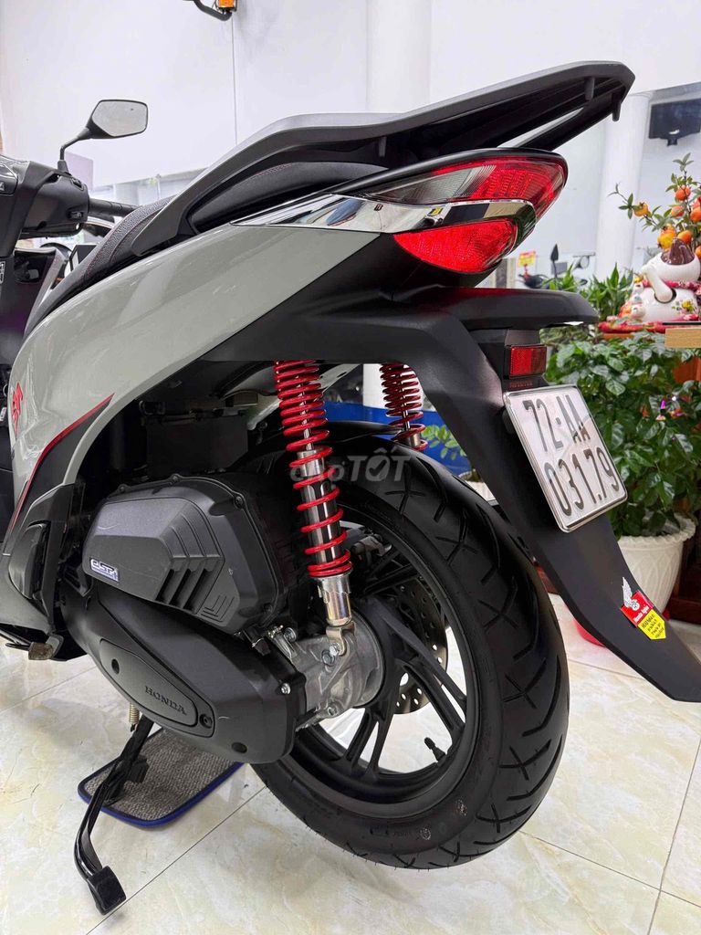 Honda SH 160 ABS 2025 Xám 2000 km. Mua bán Xe máy tại Thành phố Vũng Tàu Bà Rịa - Vũng Tàu được đăng bởi XE MÁY BẢO THANH  TPVŨNG TÀU hình 11
