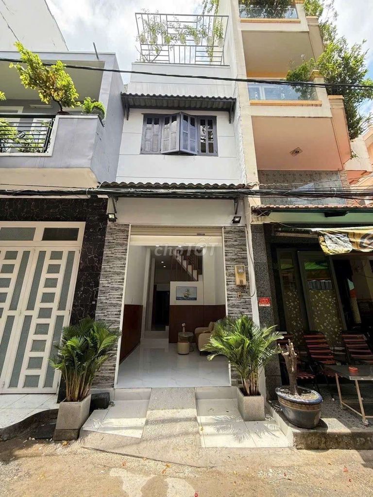 Cho thuê nhà Full nội thất ngay khu Bắc Hải Giá chỉ 16tr còn tl
