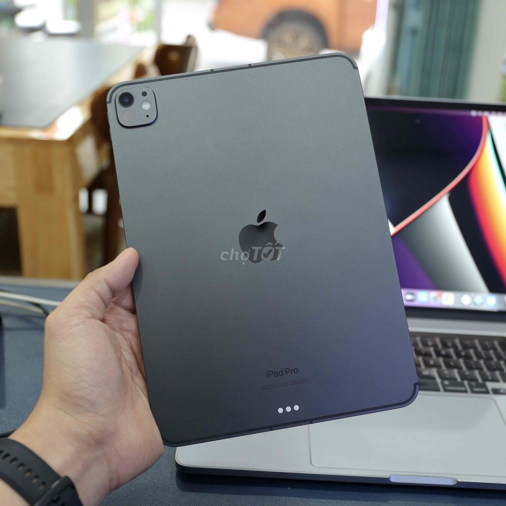 Apple iPad Pro M4 256GB 5G + WIFI Xám LikeNew. Mua bán Máy tính bảng tại Thành phố Buôn Ma Thuột Đắk Lắk được đăng bởi NHÀ TÁO BMT hình 1