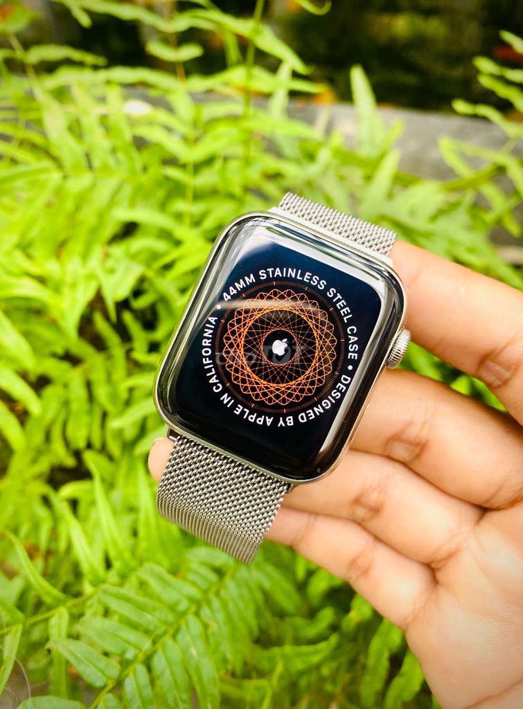 Apple Watch SERIES 4 | 44MM Thép Trắng HERMES ESIM