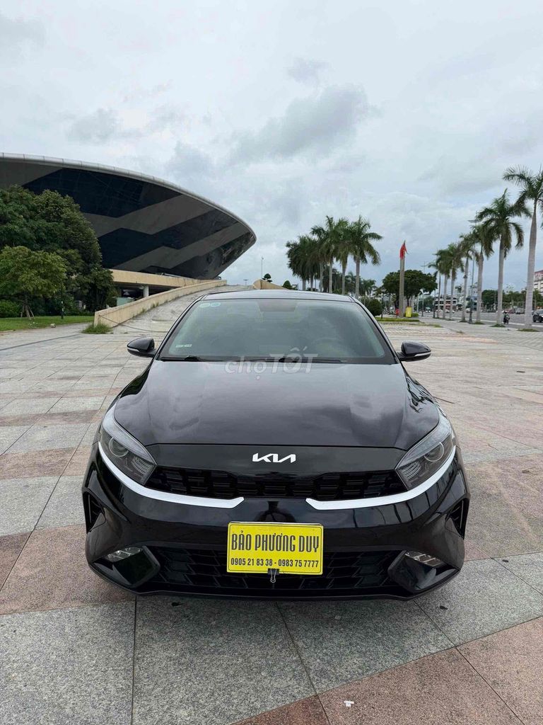 Kia K3 MT 2022 35000km Đen Số sàn