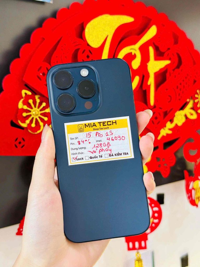 IPhone 15 Pro Lock 128GB. Mua bán Điện thoại tại Quận Ba Đình Hà Nội được đăng bởi Huy Trần hình 1