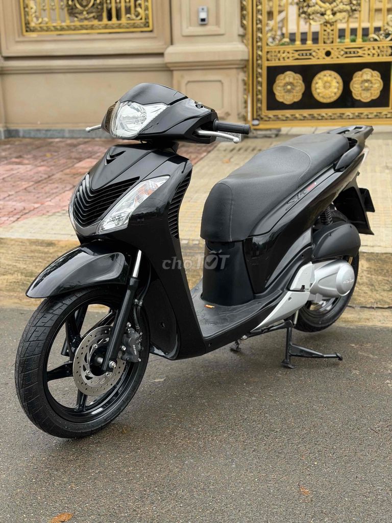 Honda SH Zzin 100%%. Mua bán Xe máy tại Thành phố Buôn Ma Thuột Đắk Lắk được đăng bởi Hoàng Quang hình 5