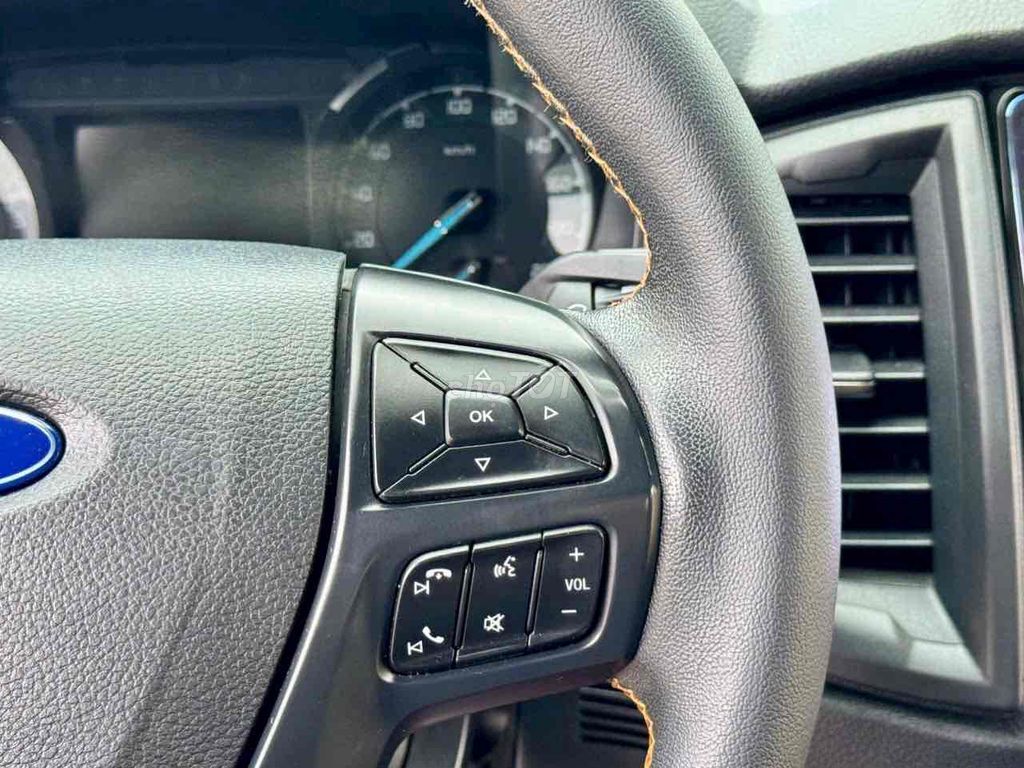 Ford Ranger 2019 XLS 2.2L 4x2 MT - 80000 km. Mua bán Ô tô tại Quận Hà Đông Hà Nội được đăng bởi gia huy hình 5