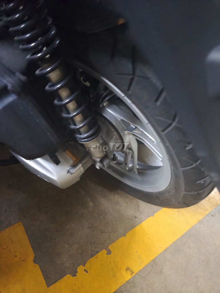 XE TAY GA ABS SH125 HONDA 2019 BẠC. Mua bán Xe máy tại Thành phố Thủ Đức Tp Hồ Chí Minh được đăng bởi Thang Le hình 3