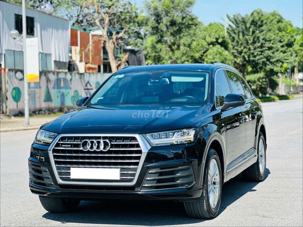 Audi Q7 2018 Sline Đen 5.2 v miles. Mua bán Ô tô tại Quận Bắc Từ Liêm Hà Nội được đăng bởi Phạm Bá Hướng hình 1