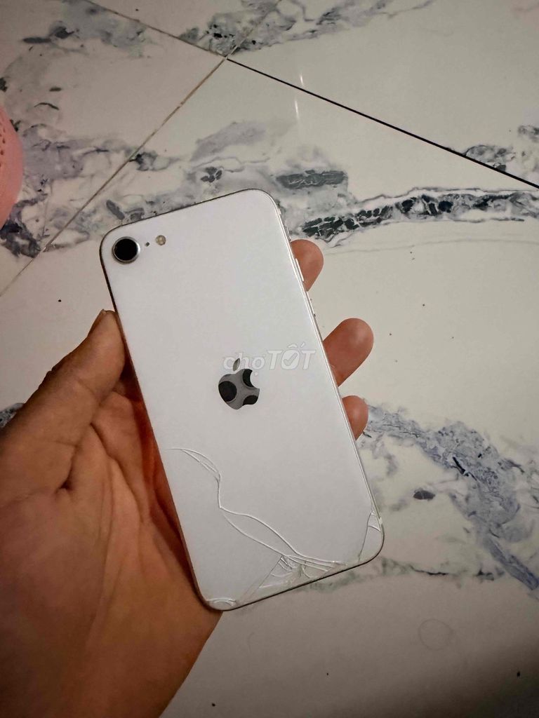 Apple iPhone SE 128GB Trắng. Mua bán Điện thoại tại Quận Tân Phú Tp Hồ Chí Minh được đăng bởi Tuấn hình 1