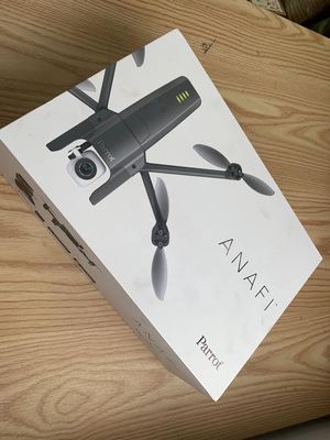 Parrot PF728000 ANAFI Drone, Foldable. Mua bán Máy ảnh, Máy quay tại Quận Gò Vấp Tp Hồ Chí Minh được đăng bởi Elise