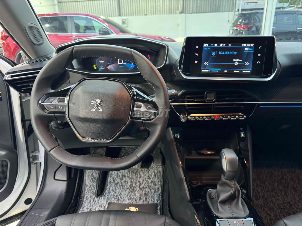 Peugeot 2008 2024 GT Line 1.2 AT - 3600 km. Mua bán Ô tô tại Thành phố Thủ Đức Tp Hồ Chí Minh được đăng bởi Long Auto Vạn Phúc hình 14