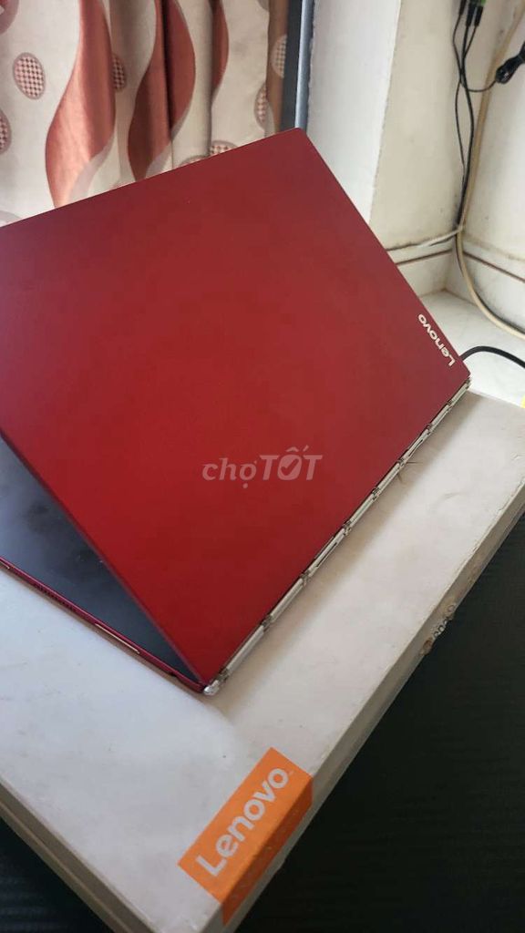 Lenovo Yoga Book. Mua bán Laptop tại Quận Gò Vấp Tp Hồ Chí Minh được đăng bởi Lee Kiet hình 1