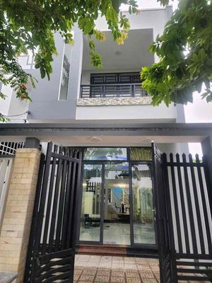 Cho thuê nhà khu Bá Tùng Hoà Quý Ngũ Hành Sơn 2pn. Cho thuê nhà ở tại Quận Ngũ Hành Sơn Đà Nẵng được đăng bởi Kim cương