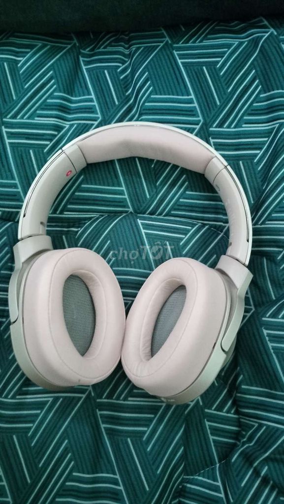 Tai nghe Sony WH-H900N Vàng hồng. Mua bán Tivi, Âm thanh tại Thành phố Thủ Đức Tp Hồ Chí Minh được đăng bởi Bảo bảo  hình 1