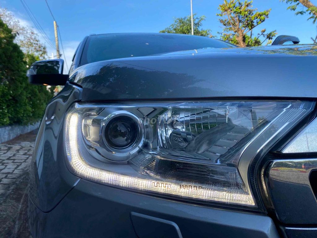 Ford Everest Titanium 2.2L 2016 dk 2017 xe 1 chủ. Mua bán Ô tô tại Quận Gò Vấp Tp Hồ Chí Minh được đăng bởi ANH KIET AUTO hình 7