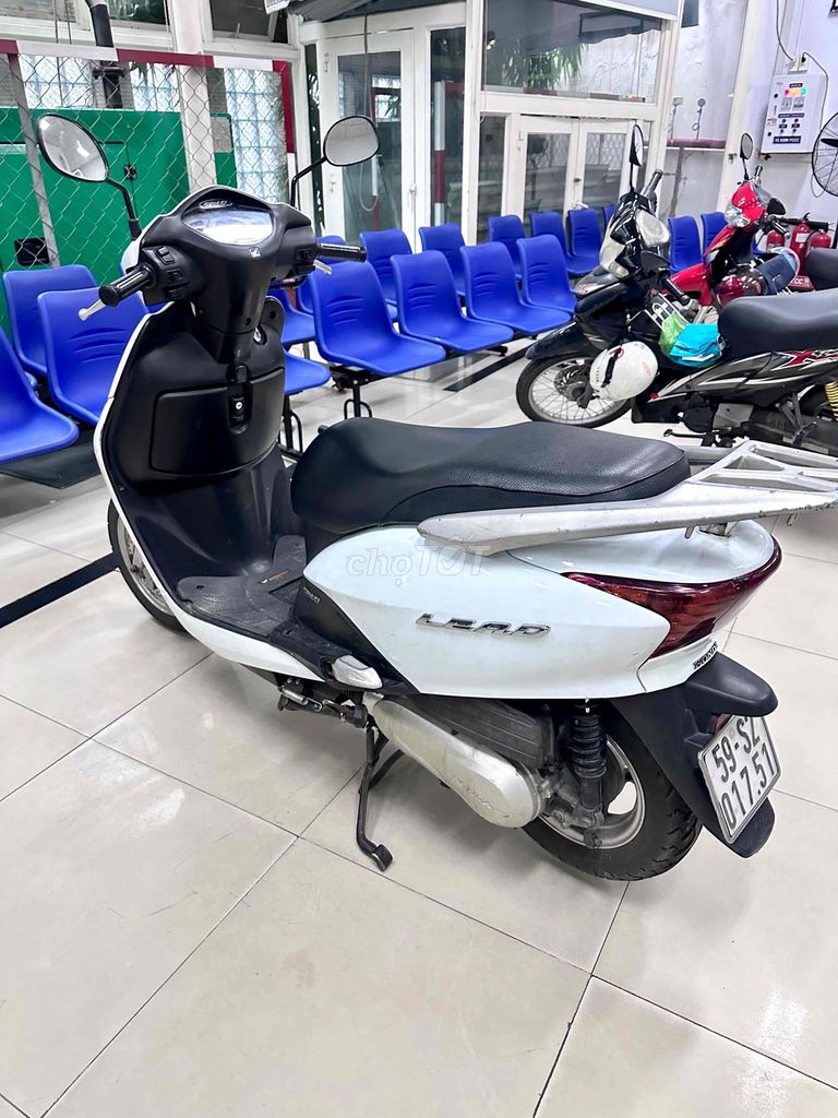 Продам свинец 110 июля 2009 г. Белый камайский новый кенг 90% Bstp