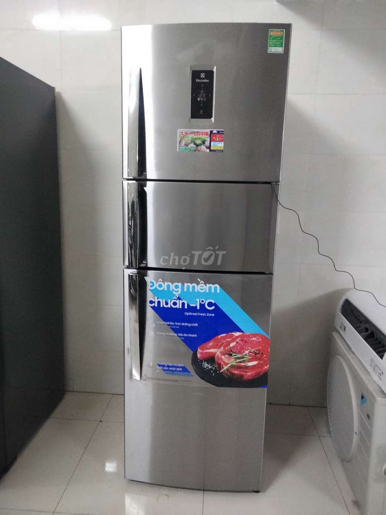 Tủ lạnh Electrolux 334 lít