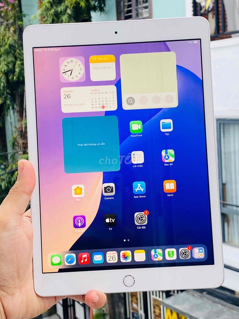 Apple iPad Gen 7 Bạc. Mua bán Máy tính bảng tại Quận Hải Châu Đà Nẵng được đăng bởi Lộc Roy hình 1