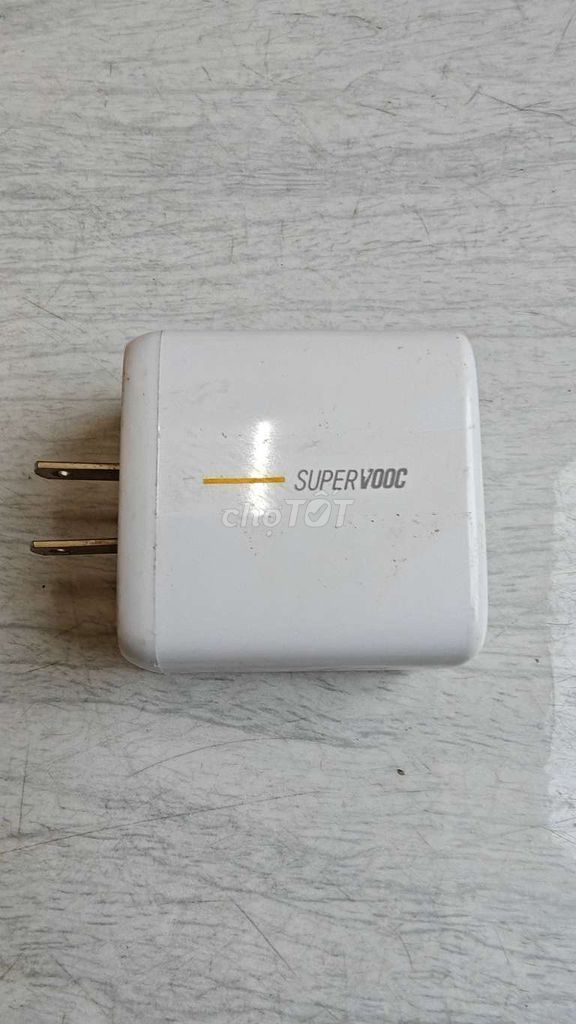 Sạc OPPO SuperVOOC 65W Trắng. Mua bán Phụ kiện (Màn hình, Chuột...) tại Thành phố Nam Định Nam Định được đăng bởi Hoàng Việt  hình 1