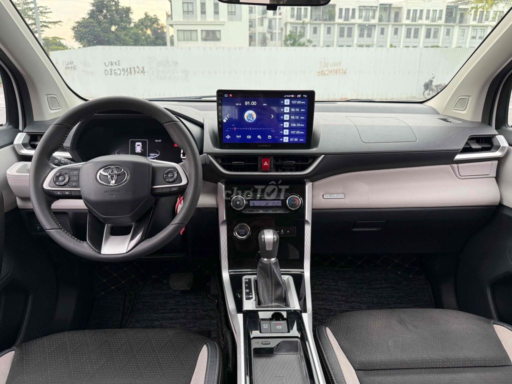 Toyota Veloz Cross 2022 CVT - 71000 km. Mua bán Ô tô tại undefined undefined được đăng bởi Dong Doanh hình 10