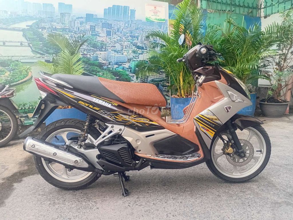 Novou 4.Đời 2011 ze đẹp máy mạnh và êm bstp. Mua bán Xe máy tại Quận 3 Tp Hồ Chí Minh được đăng bởi Lữ Trung Hùng hình 8