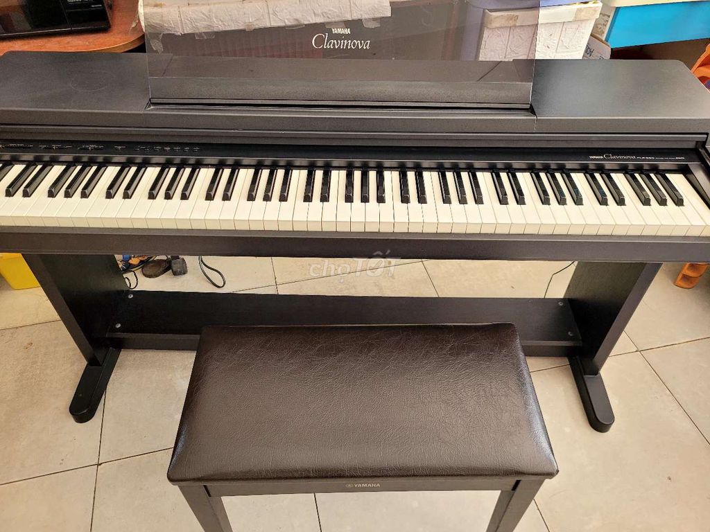 Đàn piano điện Yamaha CLP550