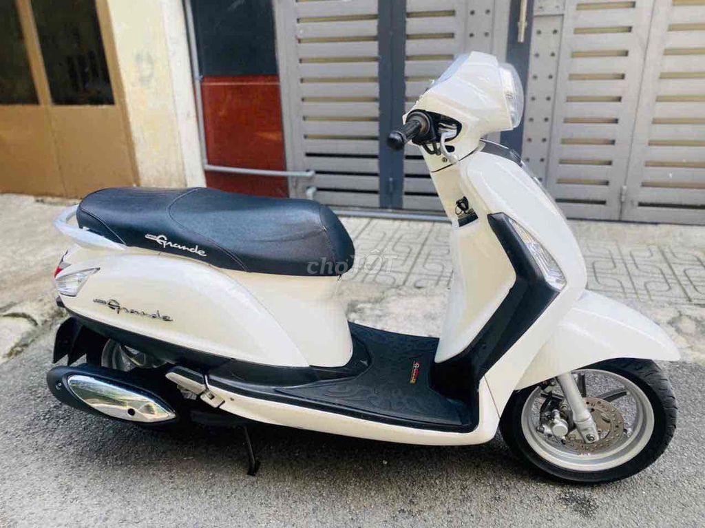 YAMAHA GRANDE 125cc Fi .Đk 2016- HỖ TRỢ GÓP. Mua bán Xe máy tại Quận Gò Vấp Tp Hồ Chí Minh được đăng bởi CẦM ĐỒ NĂM LINH hình 4