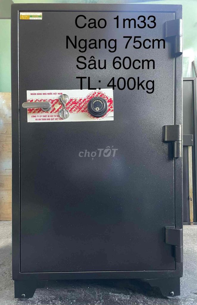 Két sắt ngân hàng 1m33 Đen Kim loại. Mua bán Đồ dùng văn phòng tại Thành phố Thuận An Bình Dương được đăng bởi TIỂU MUỘI  hình 1