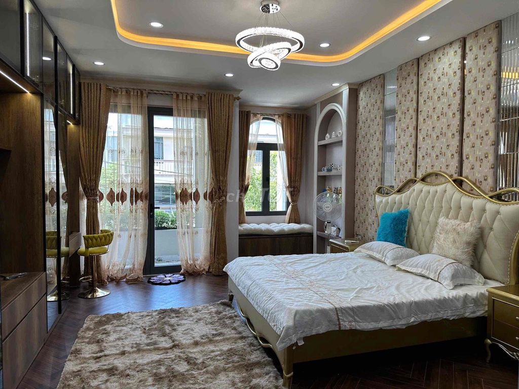 Brand-new luxury 3-storey house in Hòa Xuân — photo 10