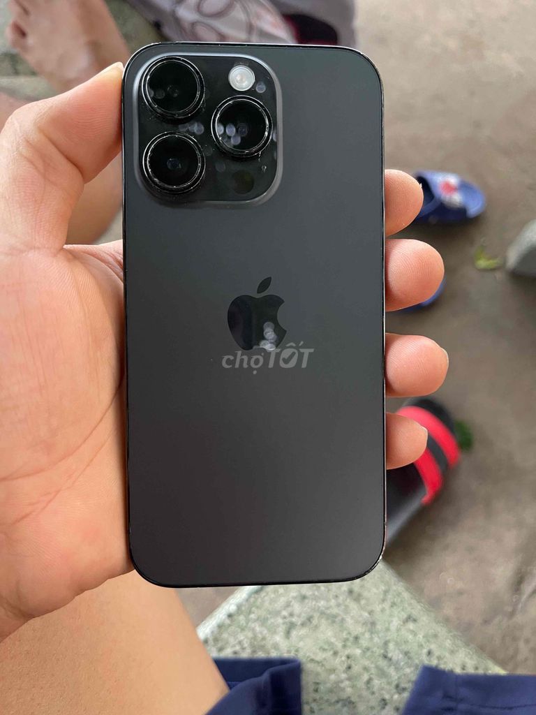 iPhone 14 Pro 128GB Đen. Mua bán Điện thoại tại Thành phố Biên Hòa Đồng Nai được đăng bởi Nguyen Van Loc  hình 1