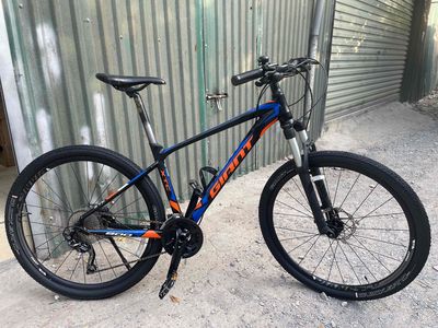 Xe đạp địa hình Giant XTC 800 Nhôm. Mua bán Xe đạp tại Quận Thanh Xuân Hà Nội được đăng bởi Sơn Lâm Bike 30 Ngõ 345 Khương Trung HN