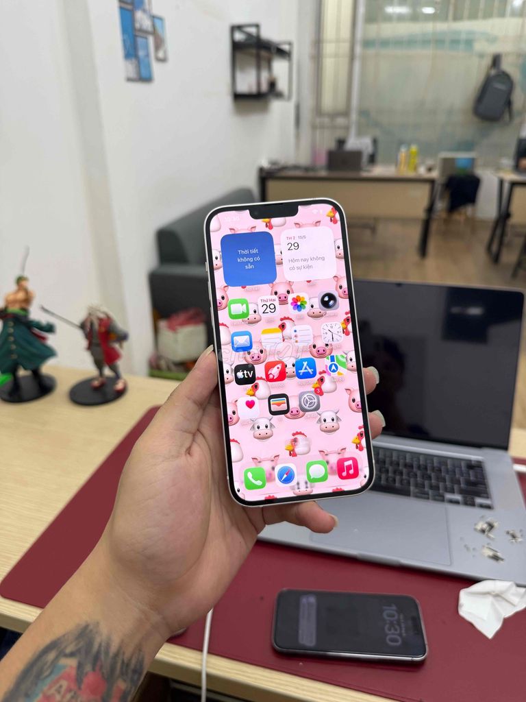 Apple iPhone 14 Plus QTE 128GB Trắng  Zin Nguyên. Mua bán Điện thoại tại Quận Đống Đa Hà Nội được đăng bởi Hà Nội Mobile Bao Duyệt Nợ Xấu hình 1