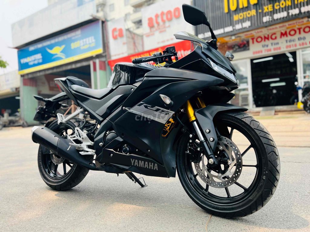 YAMAHA R15 v3 đen xe lướt mới-đẹp buốt mắt. pkl